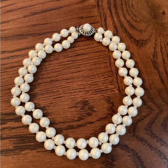 Vintage Two Strand Pearl Necklace - Picture 6 of 14